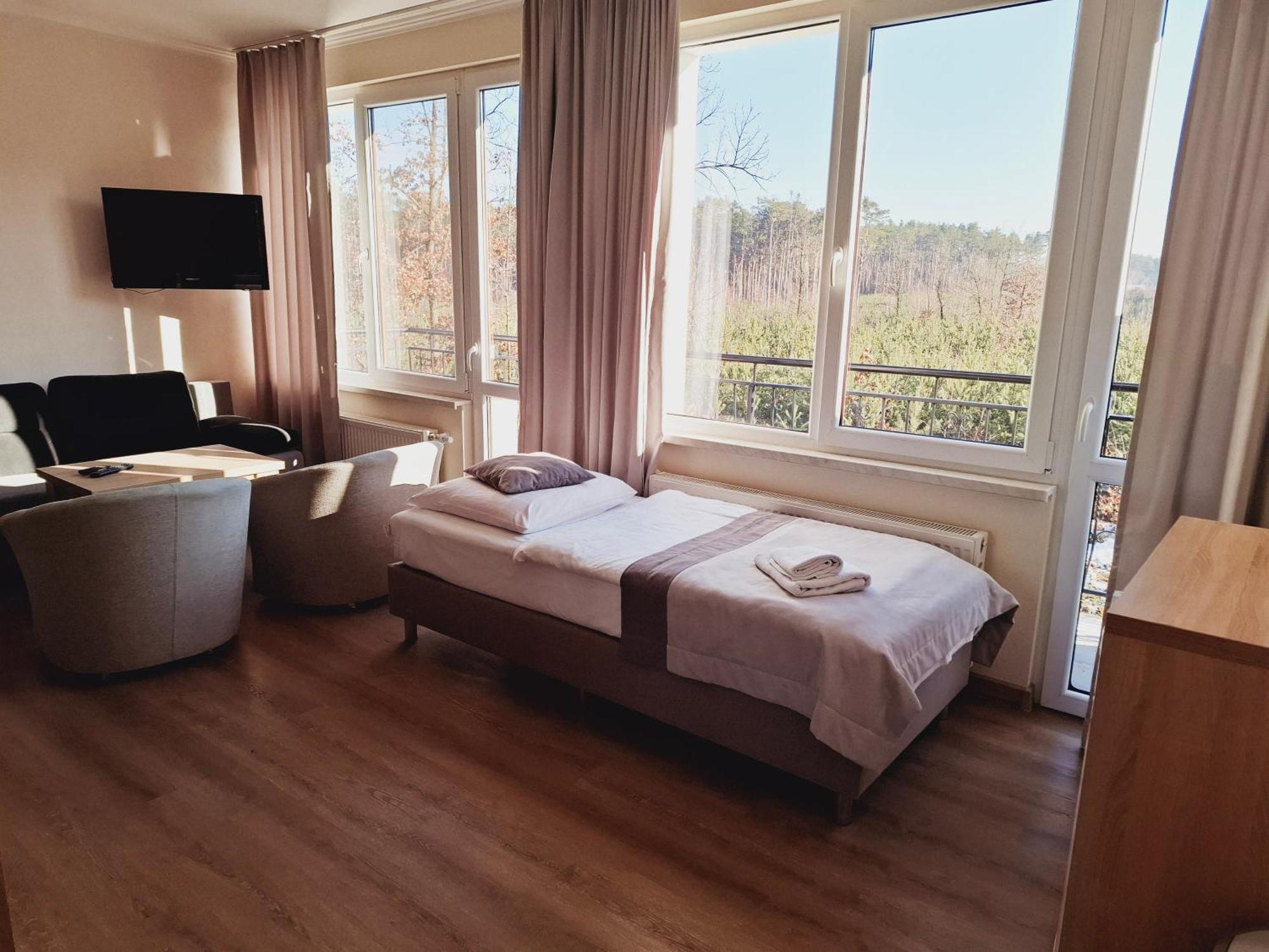 Hotel Wodnik Turawa Exteriér fotografie