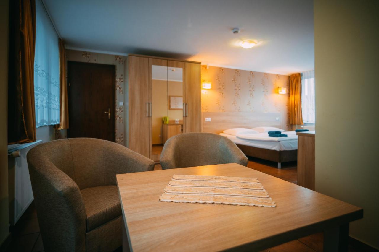 Hotel Wodnik Turawa Exteriér fotografie
