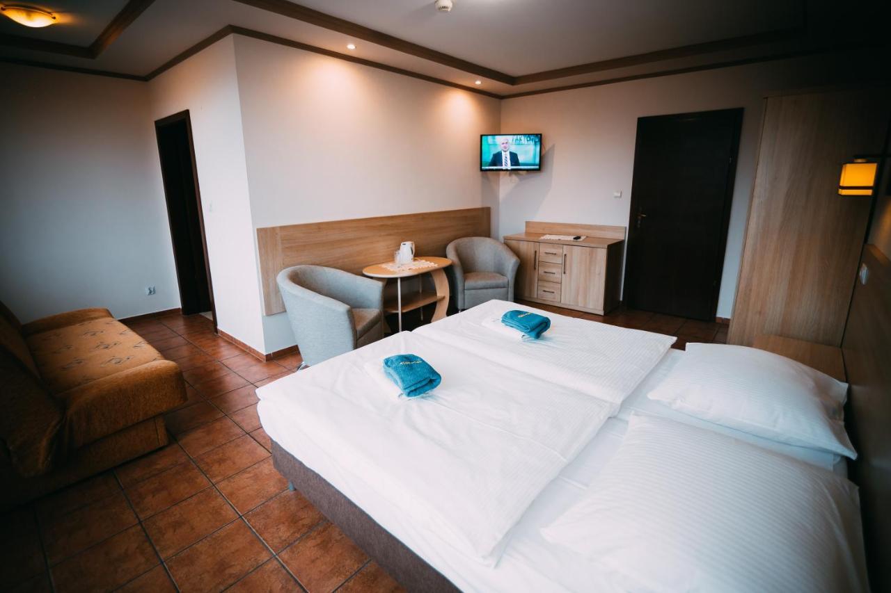 Hotel Wodnik Turawa Exteriér fotografie