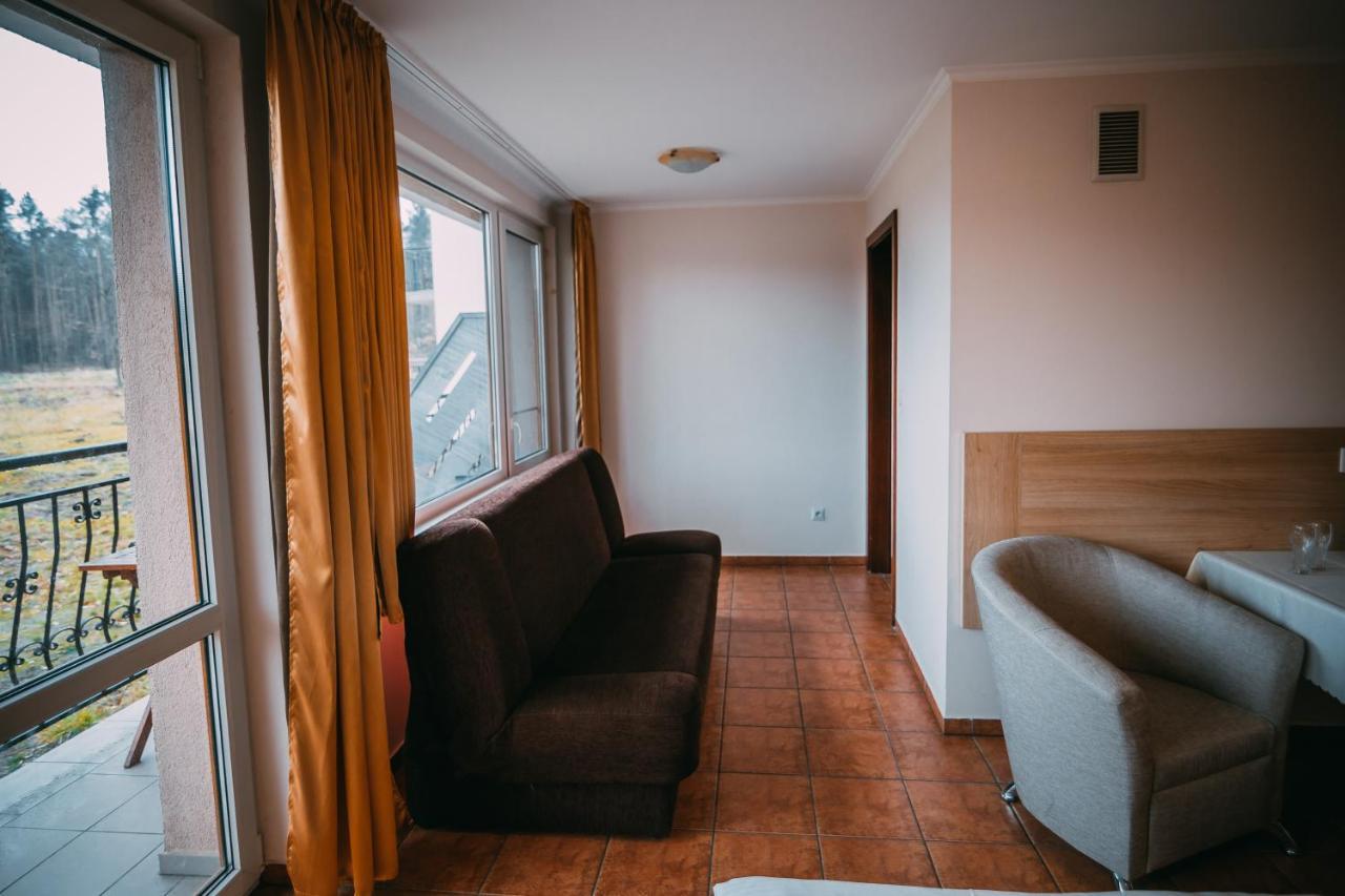 Hotel Wodnik Turawa Exteriér fotografie