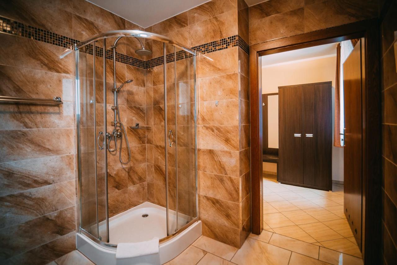 Hotel Wodnik Turawa Exteriér fotografie