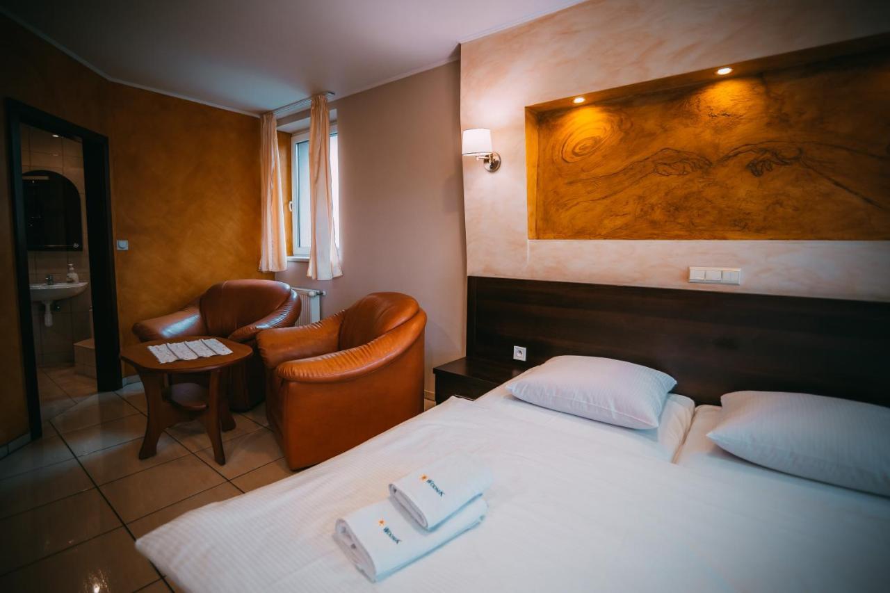 Hotel Wodnik Turawa Exteriér fotografie